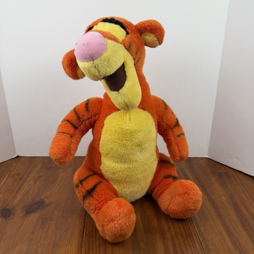 Disney World Plush Tigger Stuffed Animal Toy Orange Yellow Pink Nose Large 16"